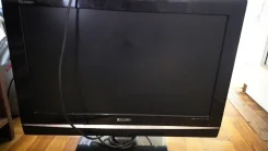 Rolsen. LCD (��) ����