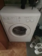 Indesit ����
