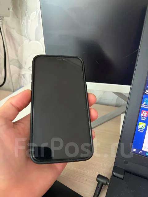 Apple iPhone 11. �/�, 128 ��, �����, 3G, 4G LTE, Dual-SIM, ����������, NFC, eSIM, ������� �������, ������������ ������� ����
