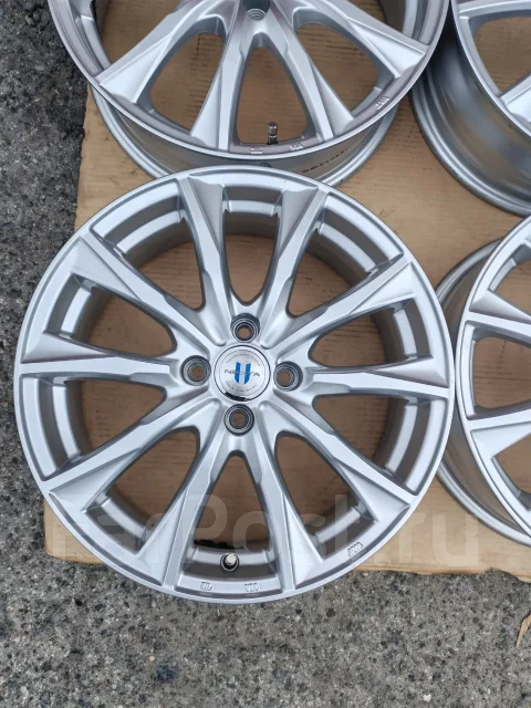 Weds Leonis Navia 01 Next. 6.0x17", 4x100, ET40, �� 73,1���. ����