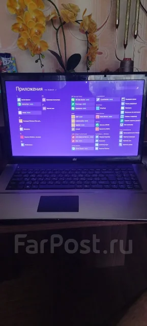 DNS. 17.3", 1,7����, ��� 12 ��, ���� 500���, WiFi: 1, Bluetooth: 1, ����������� �� 1��. ����
