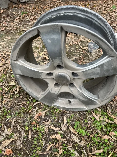 Azect. x16", 5x114.3 ����