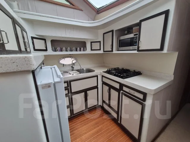 ������ ����� vitech 52. 1999 ���, ����� 17��., ��������� ������������, 1 100��.�., ������ ����