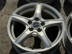 Bridgestone Balminum. 6.0x15", 5x100, ET45, �� 73,1���. ����