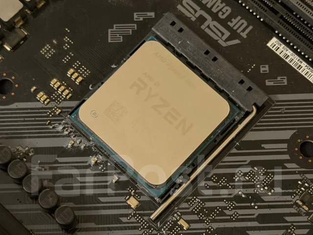 AMD Ryzen 5 5600 ����