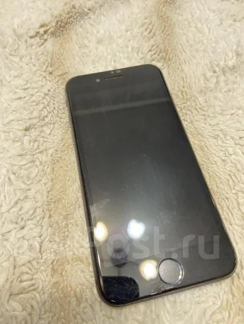 Apple iPhone 8. �/�, 64 ��, ������, 4G LTE ����