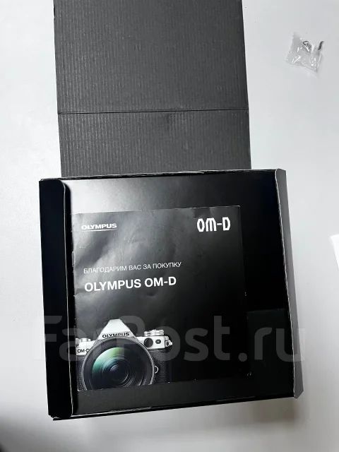 Olympus E-M10 Mark II ����