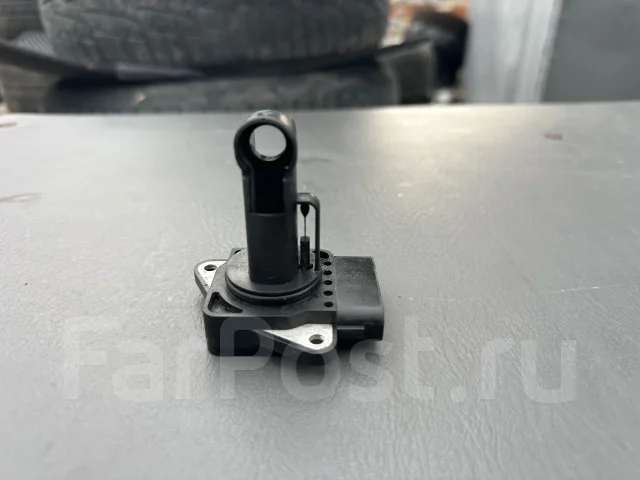 ������ ������ ������� Toyota Denso 22204-22010 ����