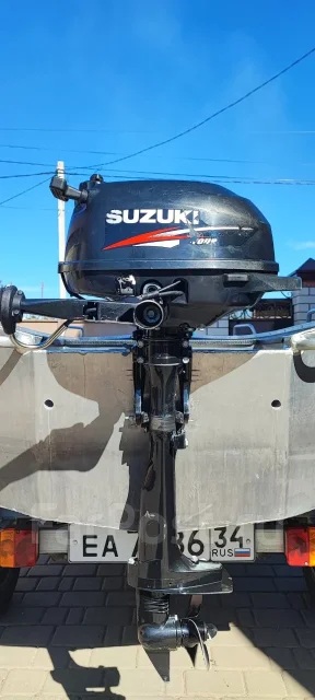 Suzuki. 2,5��.�., 4-�������, ����������, ���� S (381 ��), 2013 ��� ����