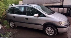 Opel Zafira ����
