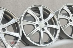 Autobacs Seven Leben