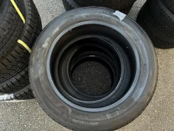 Bridgestone Finessa HB01