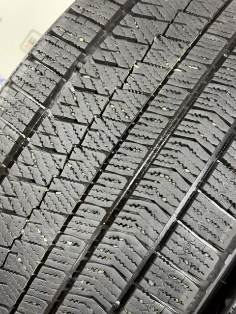 Bridgestone Blizzak VRX2. ������, ��� �����, 2018 ���, �/�, ����� 5 % ����