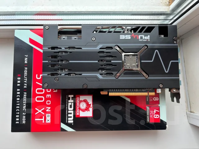 Radeon RX 5700 XT ����