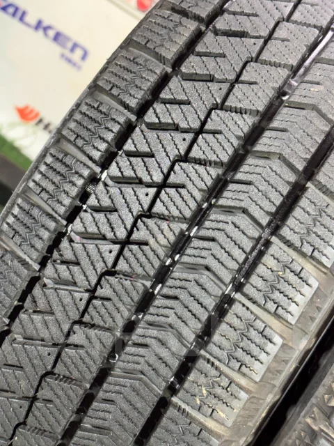 Bridgestone Blizzak VRX2. ������, ��� �����, 2017 ���, �/�, ����� 5 % ����