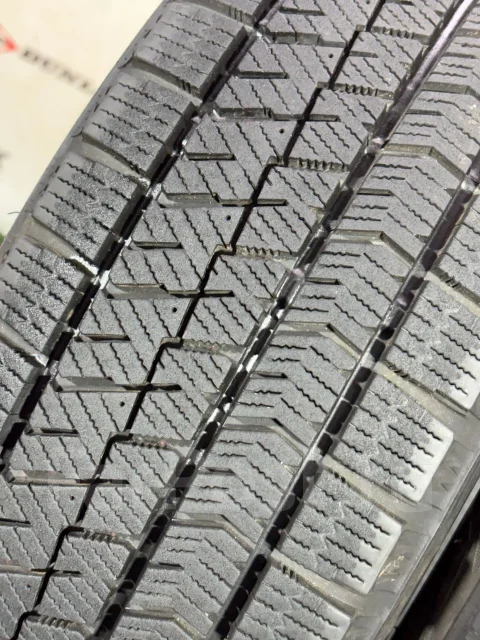 Bridgestone Blizzak VRX2. ������, ��� �����, 2020 ���, �/�, ����� 5 % ����
