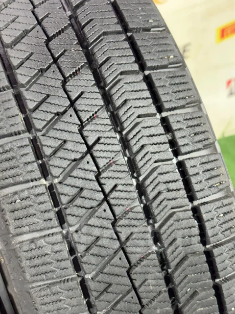 Bridgestone Blizzak VRX2. ������, ��� �����, 2018 ���, �/�, ����� 5 % ����