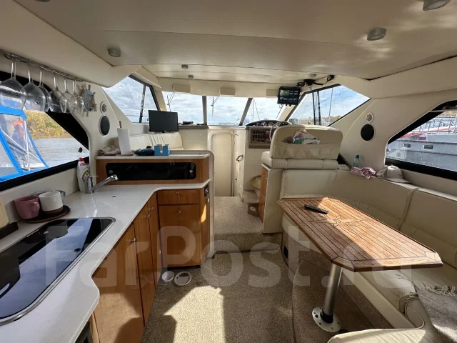 Bayliner. 2001 ���, ����� 10,5��., ��������� ������������, 620��.�., ������ ����