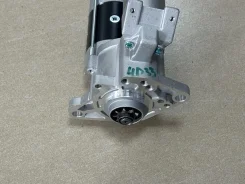 ������� Mitsubishi ME017035E 4DR5 ME017035E ����