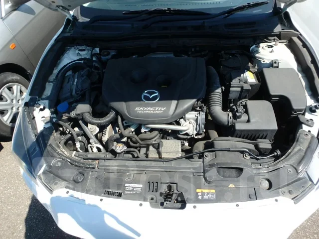 Mazda Axela. BMLFS, S5DPTS ����