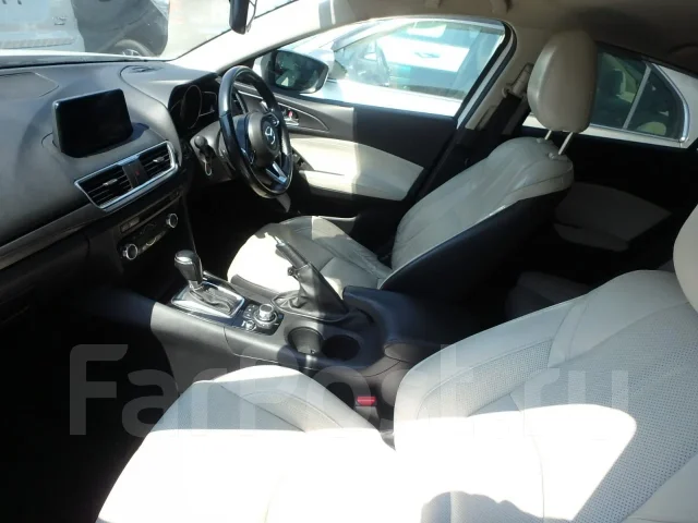 Mazda Axela. BMLFS, S5DPTS ����