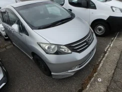 Honda Freed. GB3, L15A ����