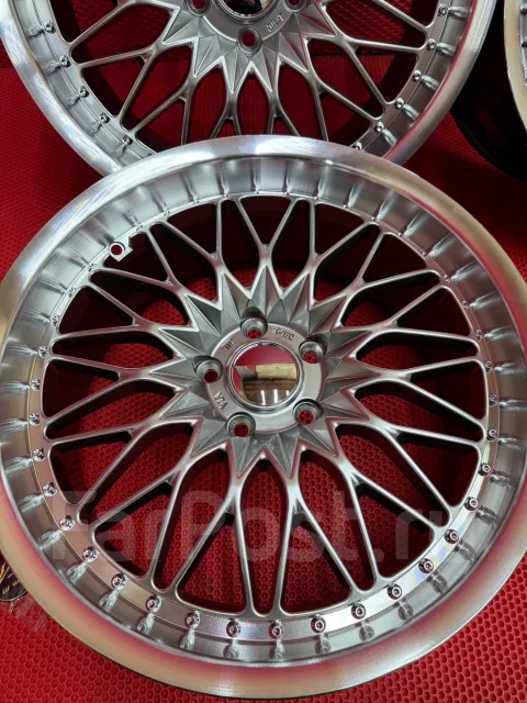 Work VS. 8.5x19", 5x114.3, ET35, �� 73,1���. ����