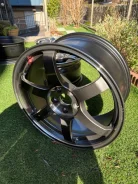 RAYS Volk Racing TE37 Saga