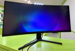 Xiaomi. 30", ���������� �� (LCD, LED, QLED) ����
