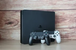 Sony PlayStation 4 Slim ����