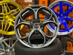 Vorsteiner. 7.5x17", 5x114.3, ET35, �� 73,1���. ����