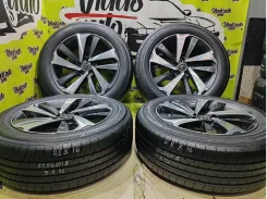 Lexus. 7.5x18", 5x114.3, ET35 ����