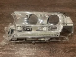 ������ ����� ���� Toyota LAND Cruiser 2015-2021 81150-60J90 ����