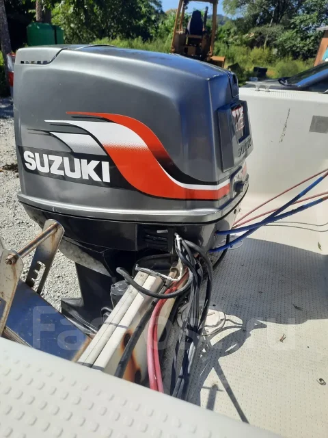 Suzuki. 115��.�., 2-�������, ���������� ����