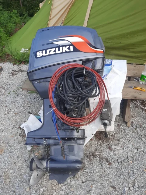 Suzuki. 115��.�., 2-�������, ���������� ����