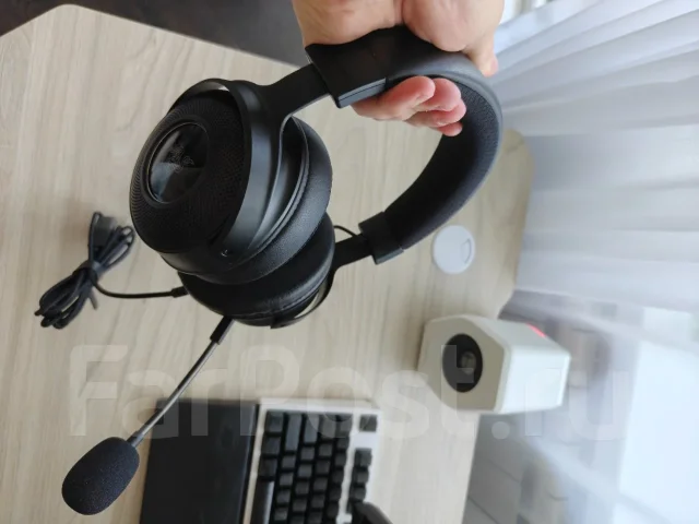 Razer Kraken V3 ����
