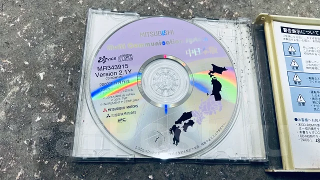 CD, DVD. ����