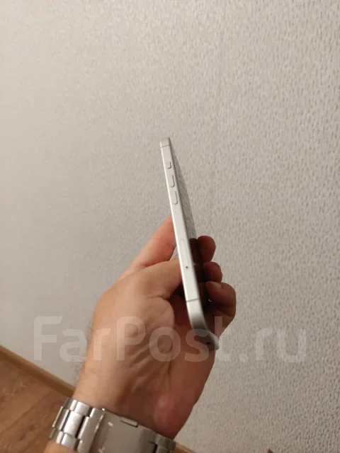 Apple iPhone 16. �/�, 256 ��, �����, 3G, 4G LTE, 5G, ����������, ���������, NFC, eSIM, ������� �������, ������������ ������� ����