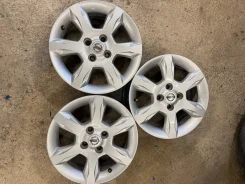 Nissan. 6.0x15", 4x100, ET53, �� 60,1���. ����