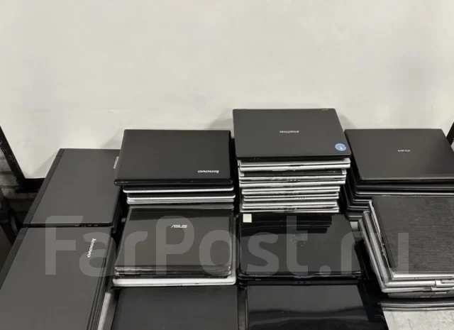 Acer. 14", 2,4����, ��� 8 ��, ���� 512���, WiFi: 1, Bluetooth: 1, ����������� �� 8��. ����