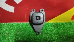 �������� ����������� ������ Mazda 3 BJ0E66600 BK BJ0E66600 ����