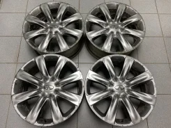 Infiniti. 8.0x20", 5x114.3, ET40, �� 66,1���. ����