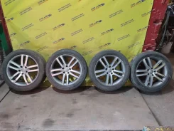 Pirelli Scorpion Zero
