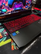 Acer Nitro 5. 15.6", 2,7����, ��� 16 ��, ���� 512���, WiFi: 1, Bluetooth: 1, ����������� �� 4��. ����