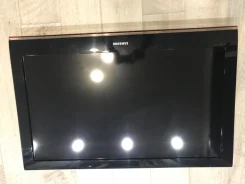 Samsung. LCD (��) ����