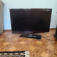 Samsung. LCD (��) ����