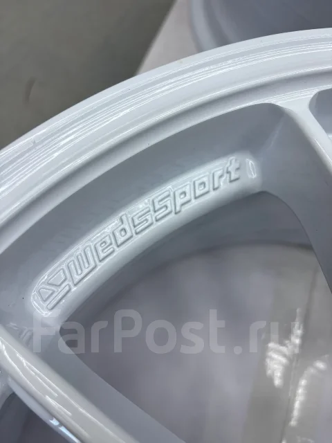 Weds Sport TC105X. 8.0x17", 5x114.3, ET35, �� 73,1���. ����