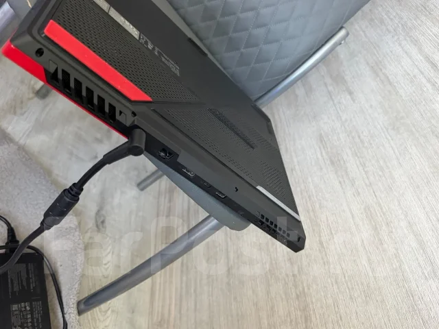 Asus ROG Strix G17. 17.3", 165����, ��� 16 ��, ���� 1 000���, WiFi: 1, Bluetooth: 1, ����������� �� 24��. ����