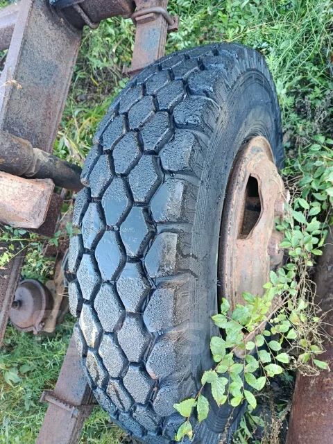 ���. �/�: 400���., �����: 400���. ����