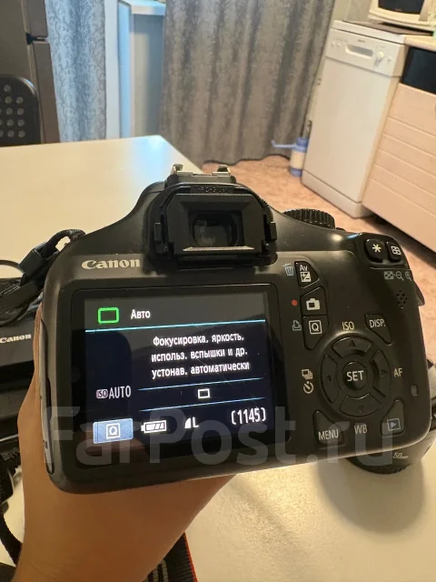 Canon EOS 1100D ����